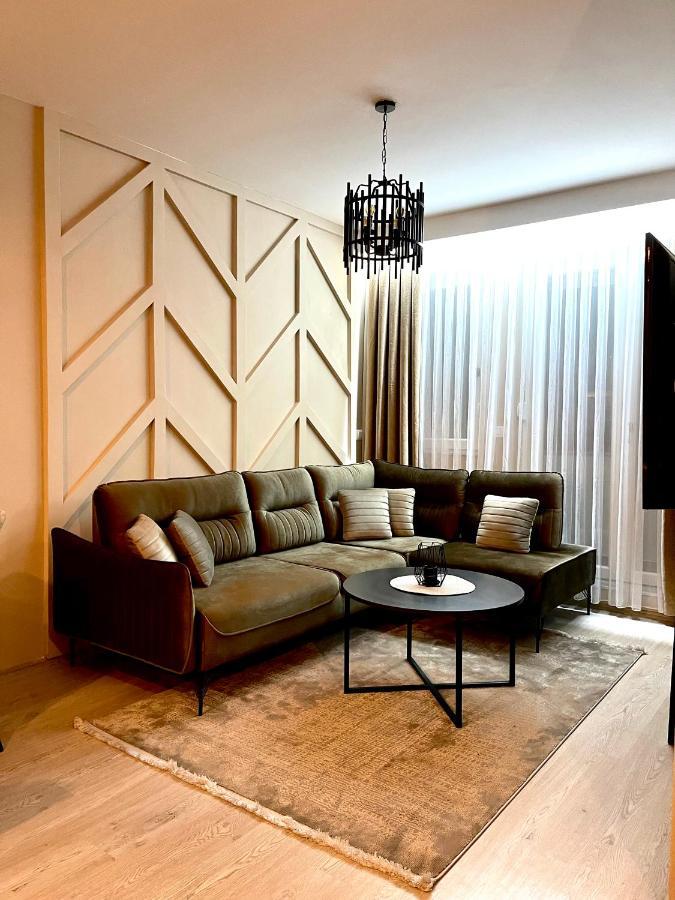 פרישטינה Top Apartment מראה חיצוני תמונה